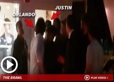 Orlando Bloom picchia Justin Bieber. Il Video