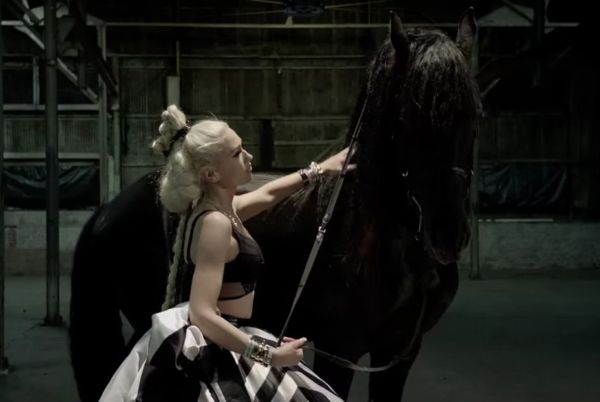 Gwen Stefani video Misery