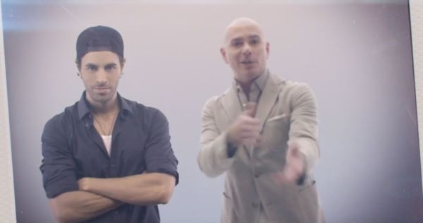 Pitbull & Enrique Iglesias - video Messin' Around
