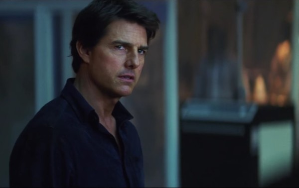 Tom Cruise nel remake La Mummia.