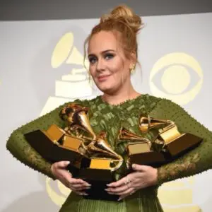 Adele ai Grammy 2017