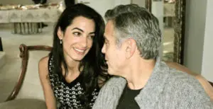George Clooney padre di 2 gemelli in età adulta