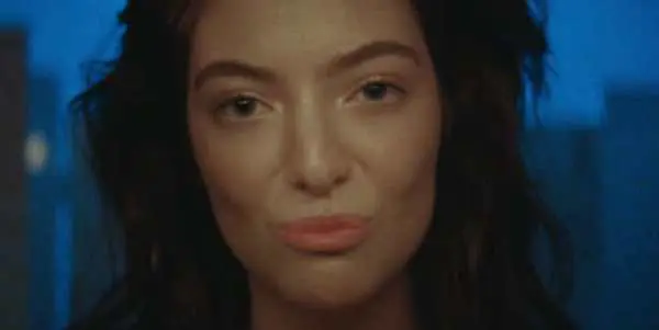 Green Light di Lorde - video musicale