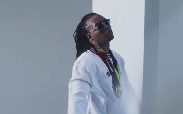 Lupe Fiasco - Jump, immagine dal video