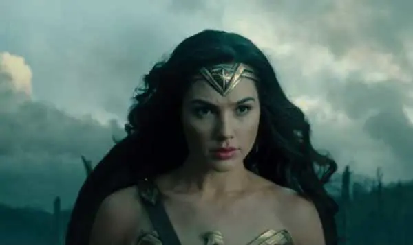 Wonder Woman Recension - Gal Gadot prima guerra mondiale Wonder Woman