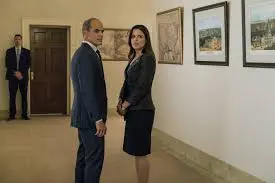 Michael Kelly e Neve Campbell, quinta stagione