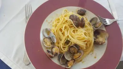 Spaghetti vongole e bottarga all'Hotel Ristorante Il Saraceno Torre Delle Stelle
