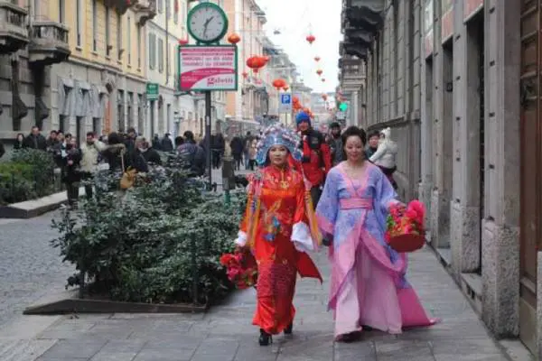 Belle ragazze a Milano - cinesi