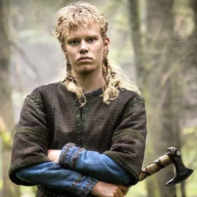 David Lindström nei panni di Sigurd per la serie Vikings