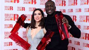 brit awards 2018 foto Dua Lipa