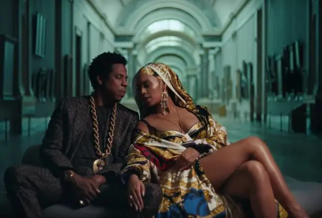Foto dal video di Apeshit - Beyoncé e Jay-Z
