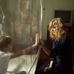Kelly Reilly e Charlie Shotwell in Eli