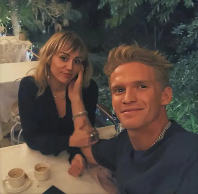 Cody Simpson e Miley Cyrus a cena insieme