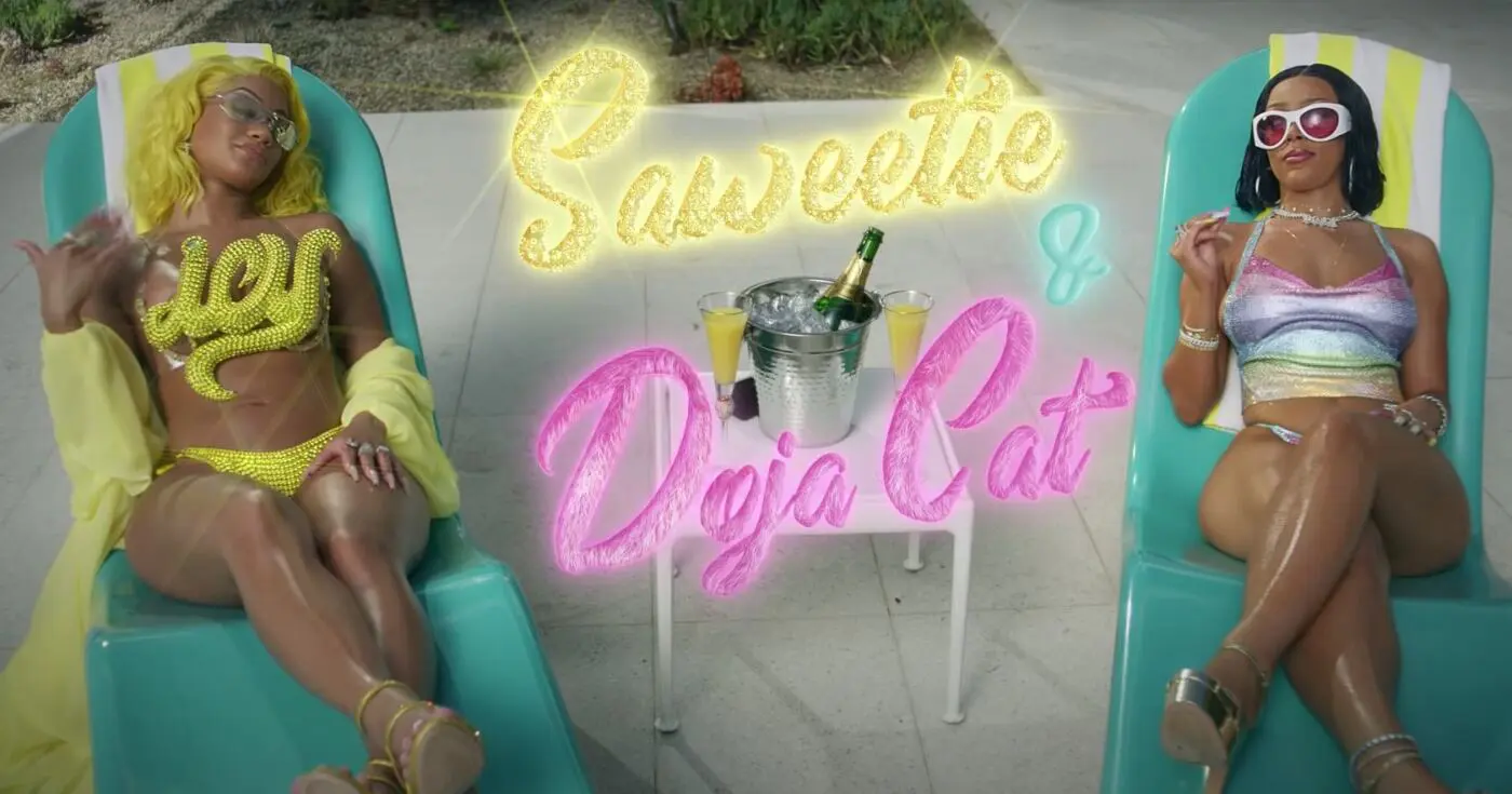 Saweetie e Doja Cat nel video di Best Friend