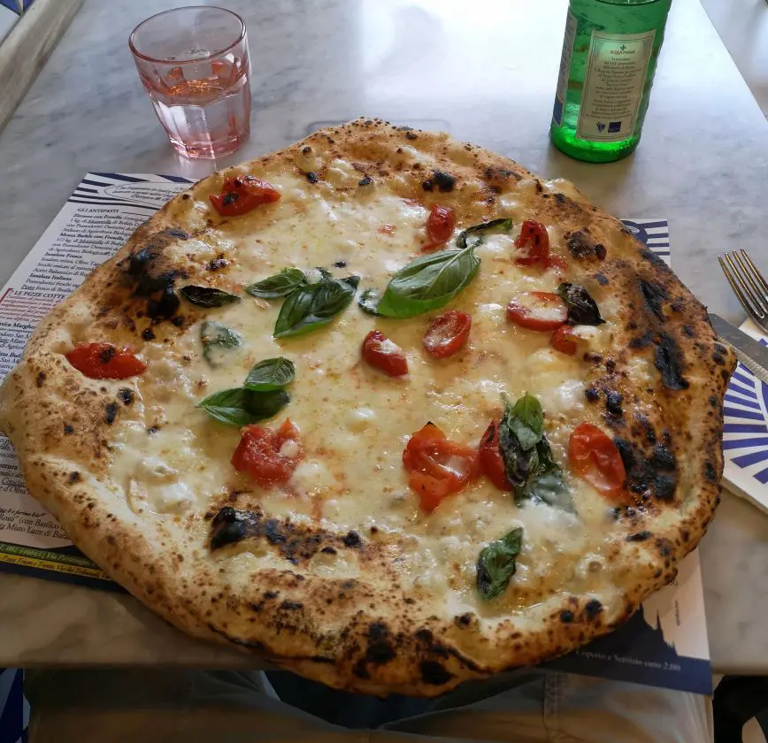 Gino Sorbillo Lievito Madre Milano - migliori pizzerie di Milano