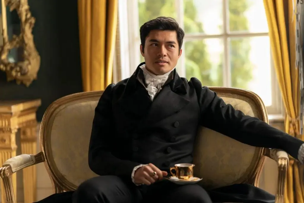 Henry Golding in Persuasione
