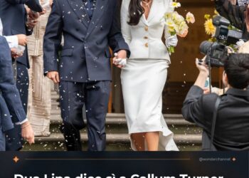 Dua Lipa dice sì a Callum Turner con un tailleur Schiaparelli che sembra già destinato a fare scuola