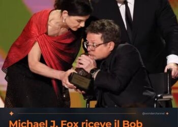 Michael J. Fox riceve il Bob Hope Humanitarian Award agli Emmy un premio che merita forse più di qualunque altro